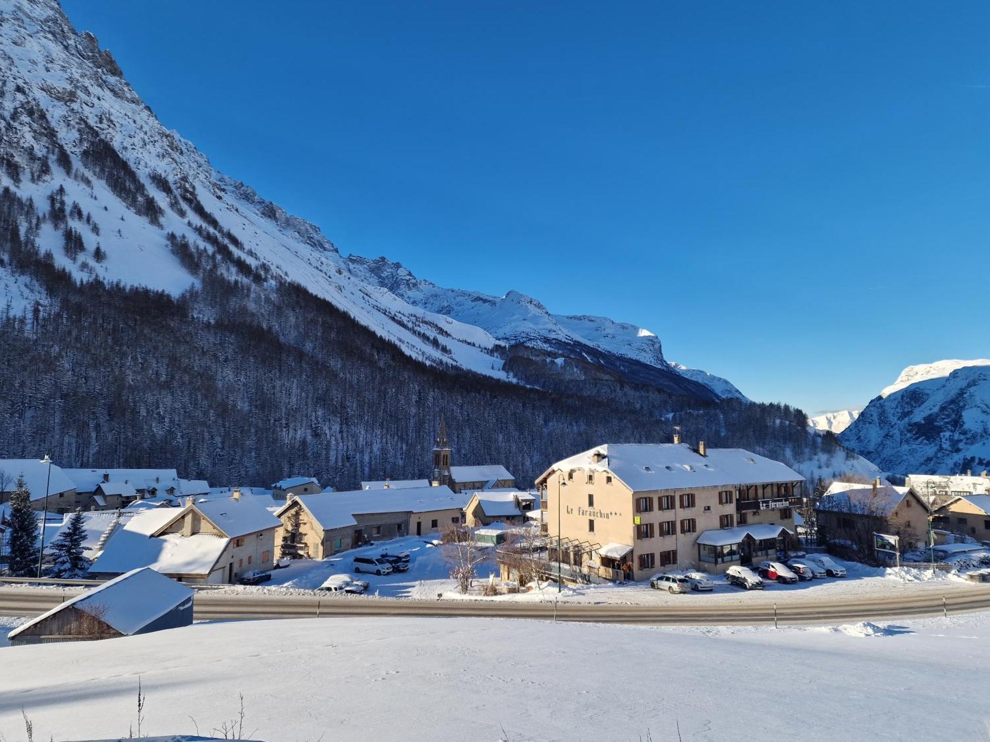 Hotel Le Faranchin Villar-dʼArène エクステリア 写真